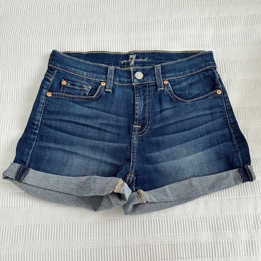 {7 FOR ALL MANKIND} TWILL ROLL SHORT